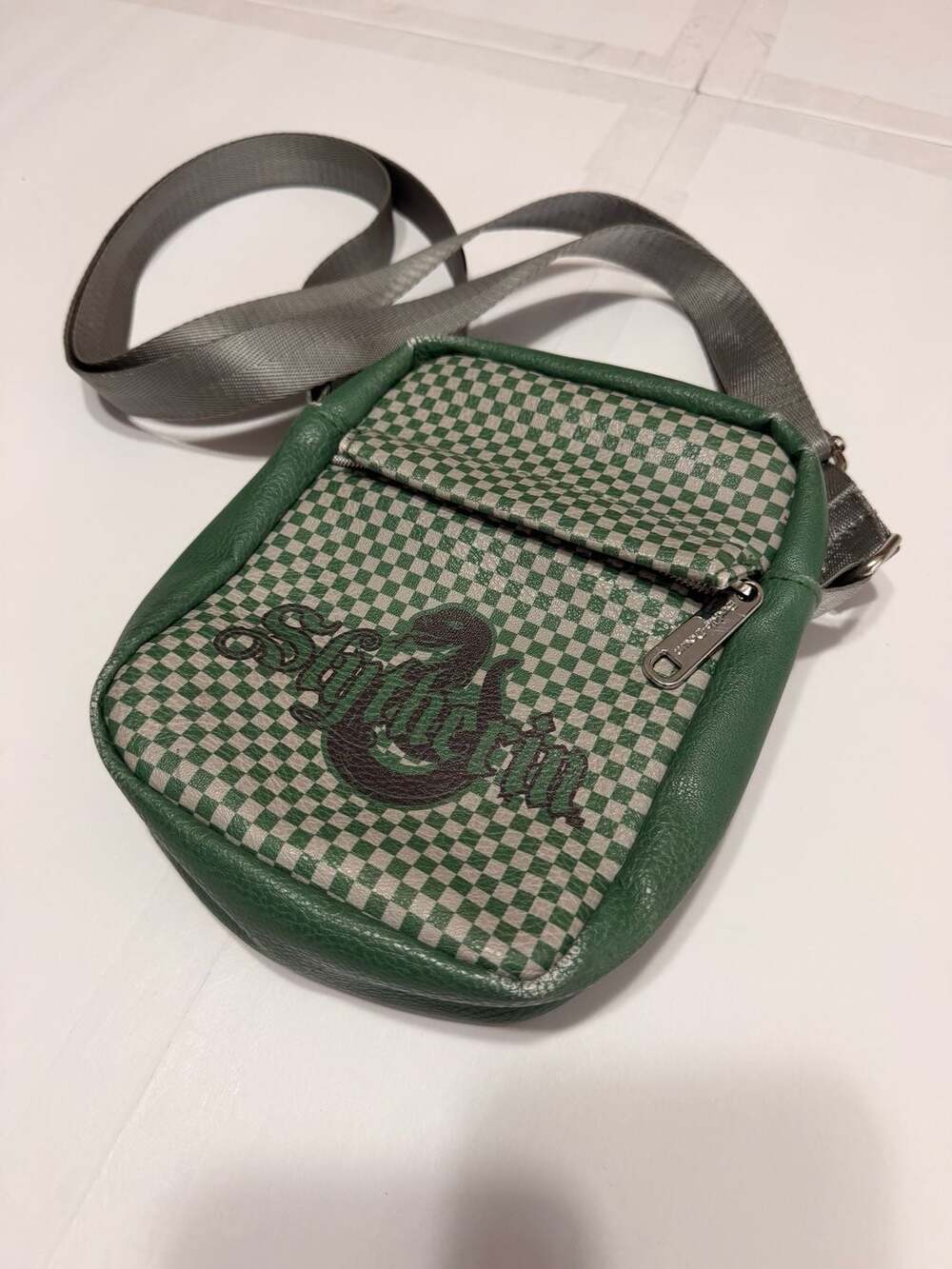 Buckle-Down Harry Potter Slytherin Serpent Icon Checker Crossbody Wallet Bag